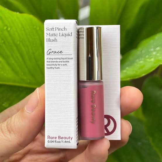 Rare beauty Soft Pinch Liquid Blush trial size in Grace - 0.04 fl. oz/ 1.4 mL